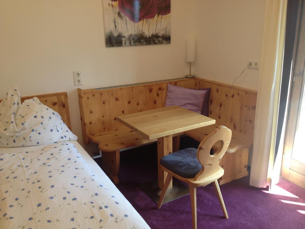 Villa Weisssteinalm Kaprun Habitación foto