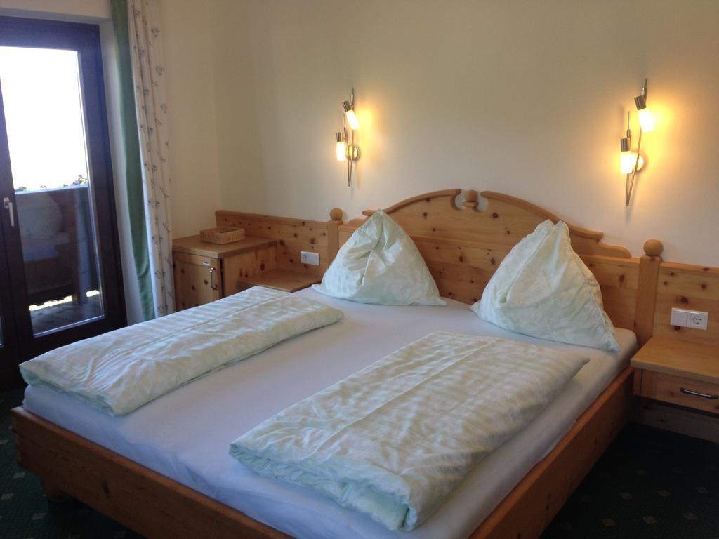 Villa Weisssteinalm Kaprun Habitación foto